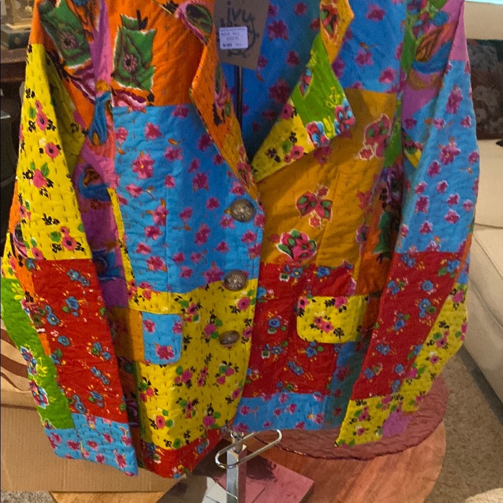 Ivy Jane patchwork Blazer with button closure.. Size medium fits 8 thru 10.NWT.